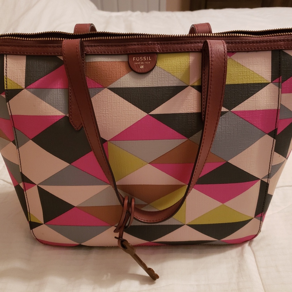 Fossil purse